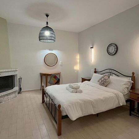 Achelatis Traditional Guest Houses أريبوليس المظهر الخارجي الصورة