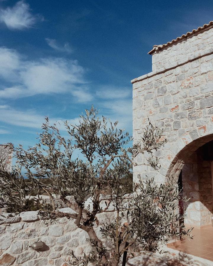 Achelatis Traditional Guest Houses أريبوليس المظهر الخارجي الصورة